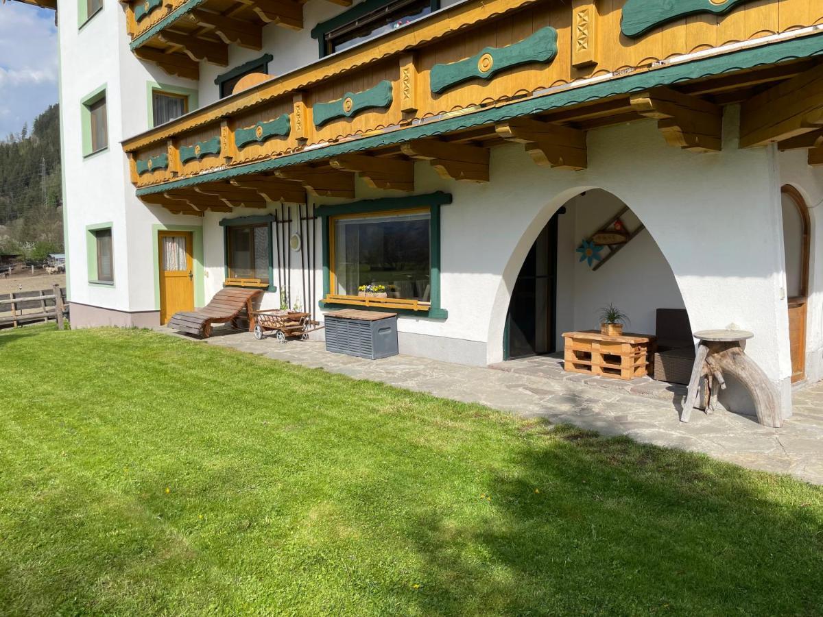 Ferienwohnung Maxi Maishofen Buitenkant foto